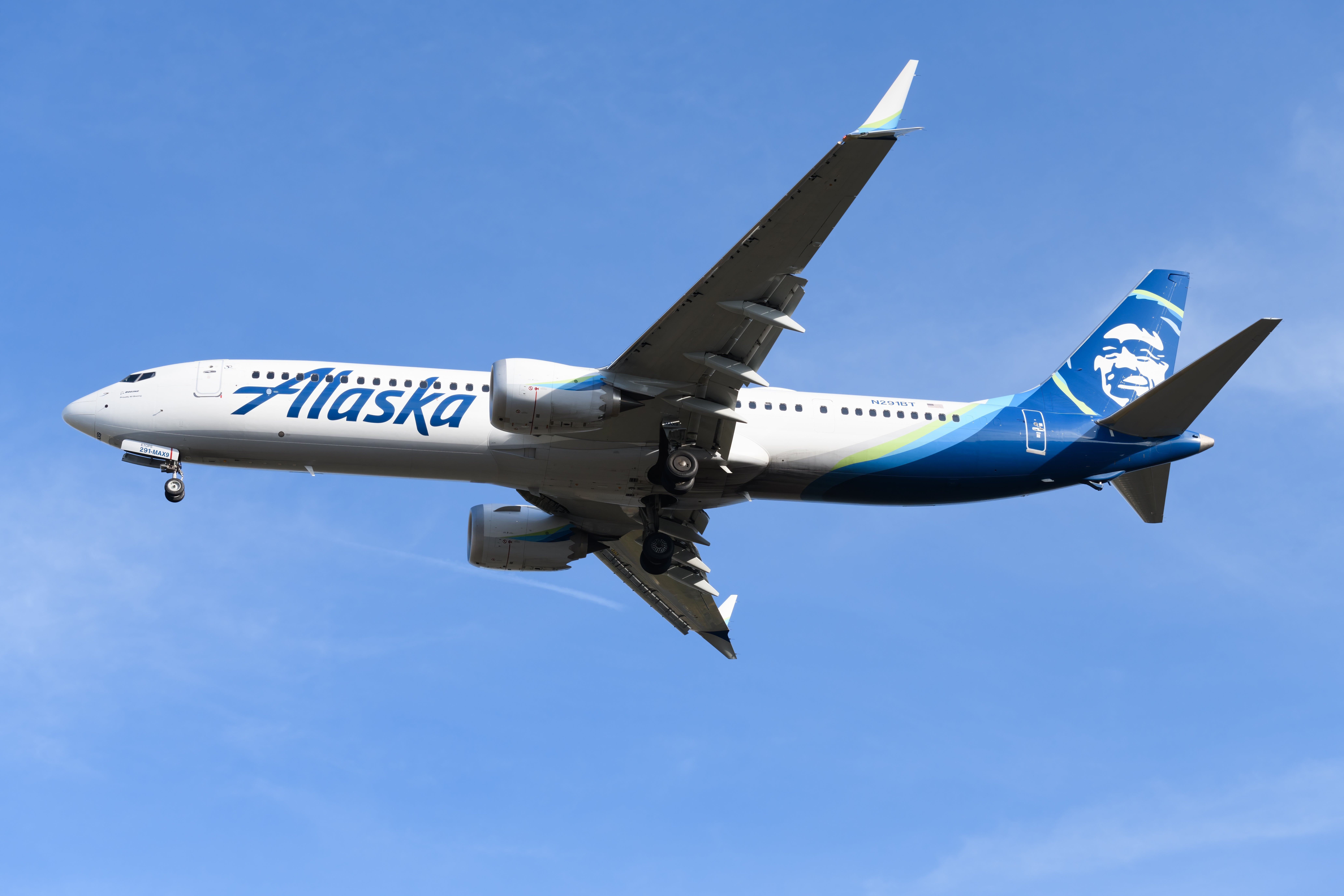 Alaska Airlines is among the employers hiring pilots this week.