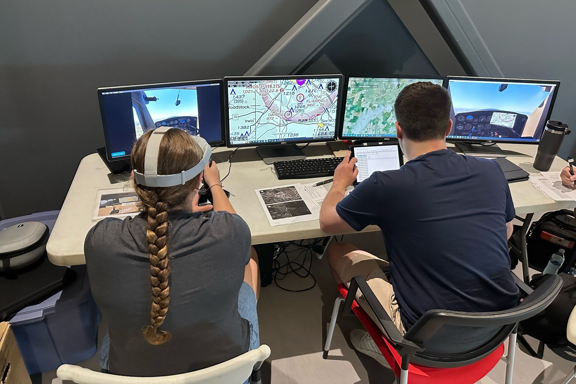 Students at Ohio State University use the iFly EFB as a teaching tool.